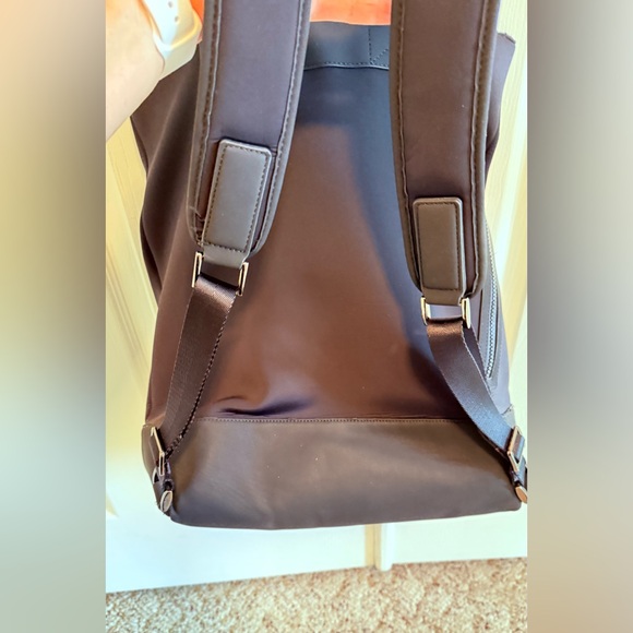 tote caraa x athleta convertible backpack